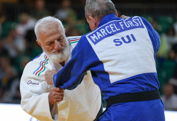 Azərbaycanın veteran cüdoçusu Avropa çempionatında qızıl medal qazanıb (FOTO)