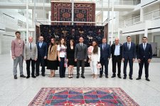 Niderlandda “Azərbaycan Xalçalarının Möhtəşəmliyi: Sənət Vasitəsilə Öyrənmək” xalça sərgisinin açılış mərasimi keçirilib (FOTO/VİDEO)