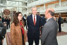 Niderlandda “Azərbaycan Xalçalarının Möhtəşəmliyi: Sənət Vasitəsilə Öyrənmək” xalça sərgisinin açılış mərasimi keçirilib (FOTO/VİDEO)