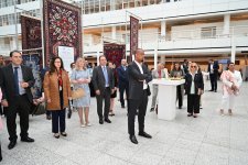 Niderlandda “Azərbaycan Xalçalarının Möhtəşəmliyi: Sənət Vasitəsilə Öyrənmək” xalça sərgisinin açılış mərasimi keçirilib (FOTO/VİDEO)