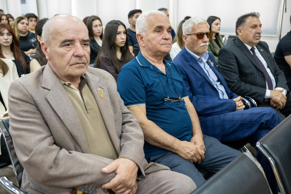 Məhkəmədə Ermənistanın Azərbaycan ərazilərinə hərbi müdaxilə etməsi öhdəliyini götürməsi barədə məxfi sənədin olması ifşa edilib (FOTO)