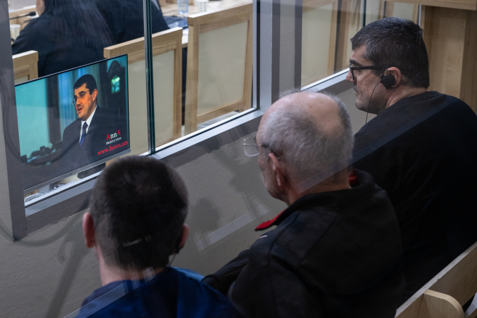 Ermənistan silahlı qüvvələrinin baş qərargah rəisinin Azərbaycan ərazilərinin işğalında iştirakını sübut edən yeni material məhkəmədə tədqiq edilib (FOTO)