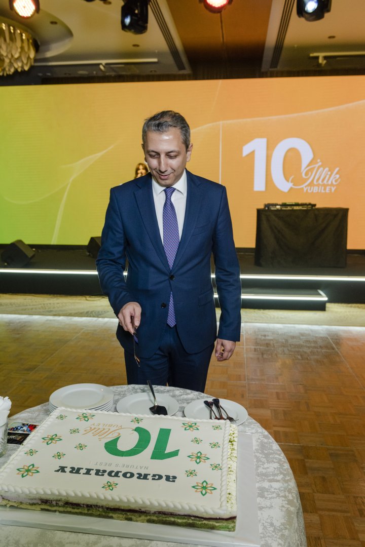 PAŞA Holding-in törəmə şirkətlərindən olan “Agro Dairy” şirkəti fəaliyyətinin 10 illik yubileyini qeyd edib (FOTO)