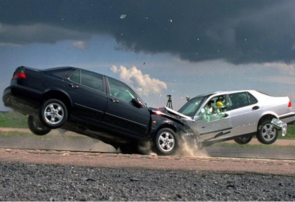 Sabirabadda avtomobillər toqquşub, 1 nəfər ölüb, 4 nəfər yaralanıb