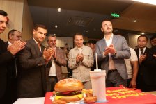 “McDonald's Azərbaycan”ın yeni restoranı Qala qəsəbəsində açılıb (FOTO)