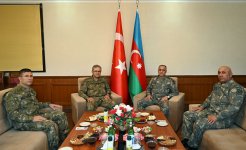 Azərbaycan-Türkiyə hərbi əməkdaşlığı genişləndirilir (FOTO)