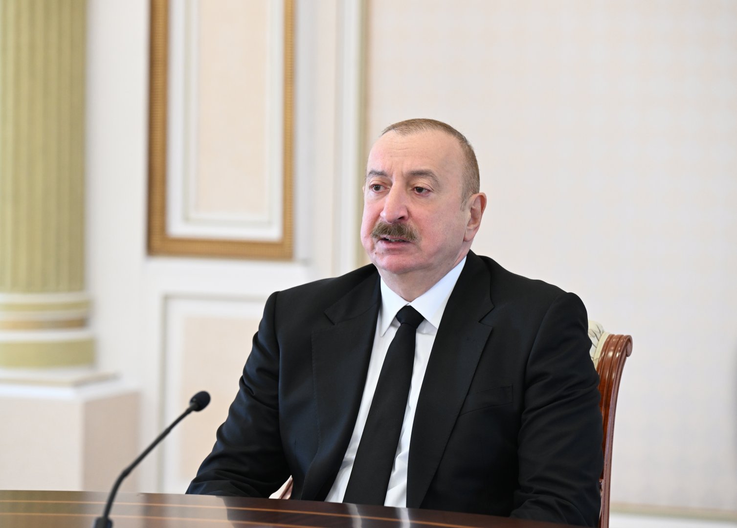 Prezident İlham Əliyev TDT-nin daxili işlər nazirlərinin ikinci görüşünün iştirakçılarından ibarət nümayəndə heyətini qəbul edib (FOTO)