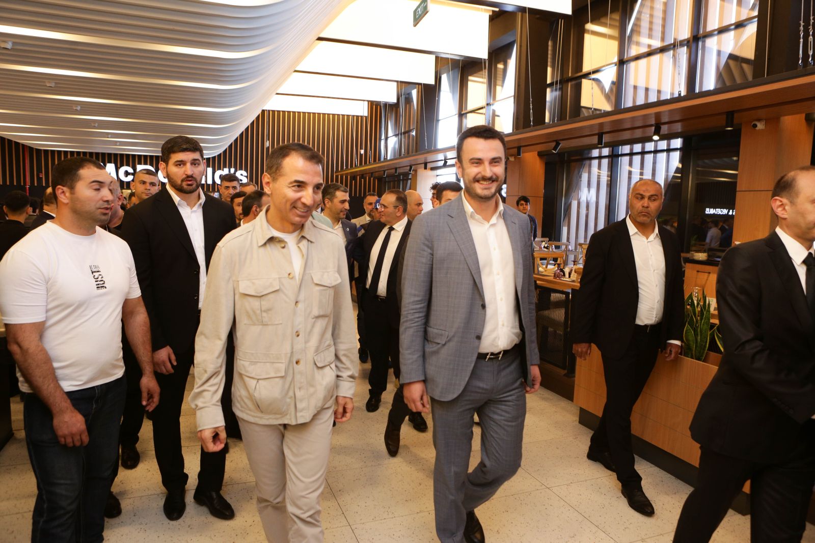 “McDonald's Azərbaycan”ın yeni restoranı Qala qəsəbəsində açılıb (FOTO)