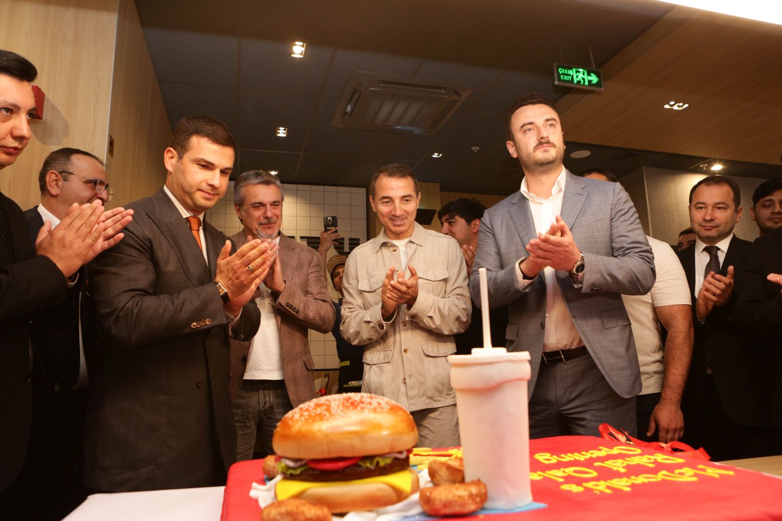 “McDonald's Azərbaycan”ın yeni restoranı Qala qəsəbəsində açılıb (FOTO)