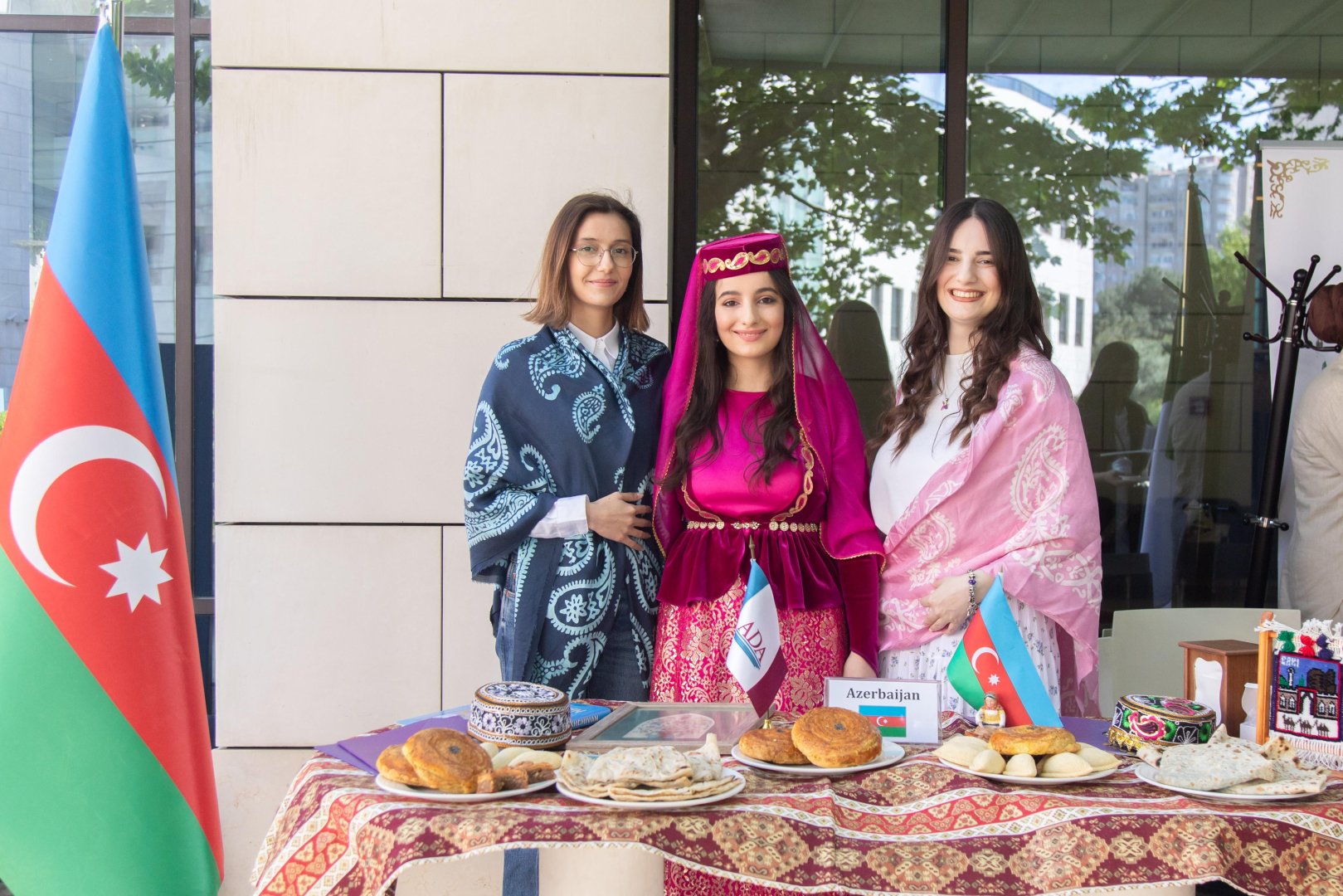 50-ə yaxın ölkə ADA Universitetinin 13-cü Beynəlxalq Festivalında bir araya gəlib (FOTO)