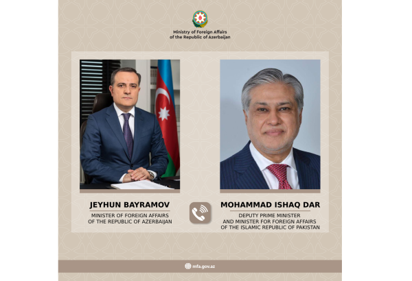 Ceyhun Bayramov pakistanlı həmkarı ilə telefon danışığı aparıb (YENİLƏNİB)