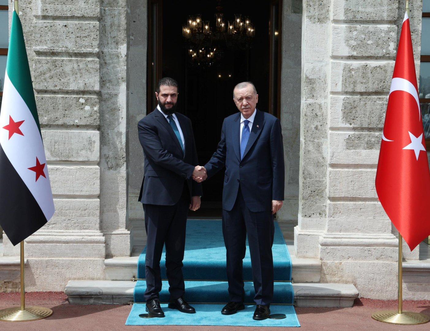 Ərdoğan Suriya prezidenti Əhməd Şara ilə görüşüb