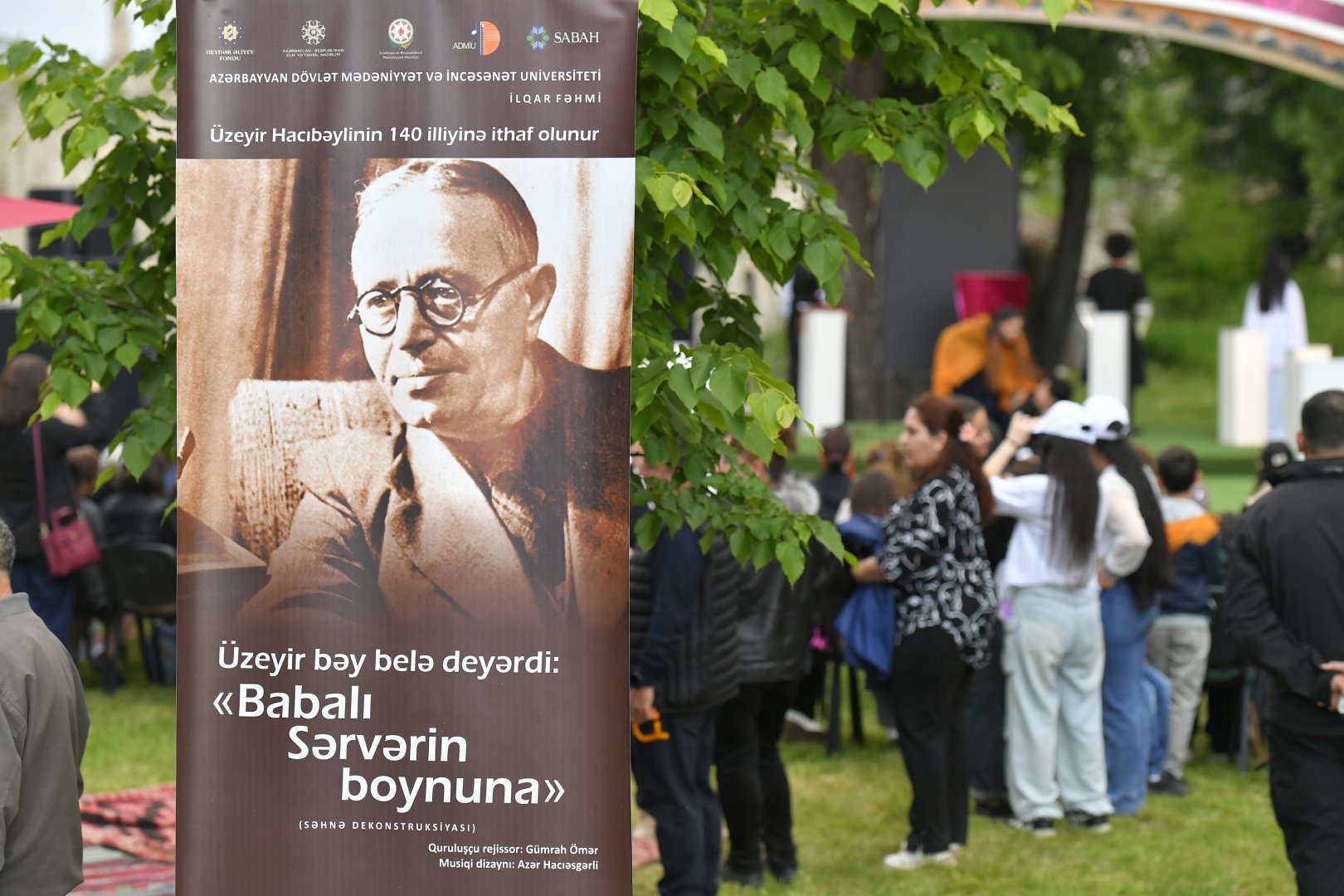 Xarıbülbül Festivalı çərçivəsində Şuşada teatr tamaşası nümayiş olunub (FOTO)