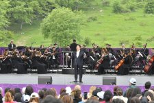 Şuşada “Xarıbülbül” musiqi festivalının açılışı olub (FOTO)