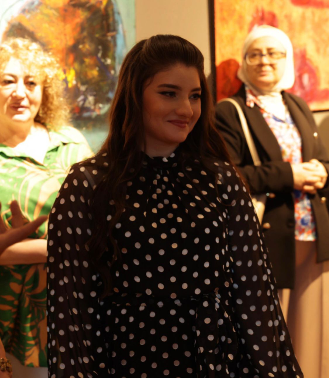 "Dənələr” sərgisi Bakıda təqdim olundu – Turan Aydınlının əsərləri böyük maraq gördü (FOTO)