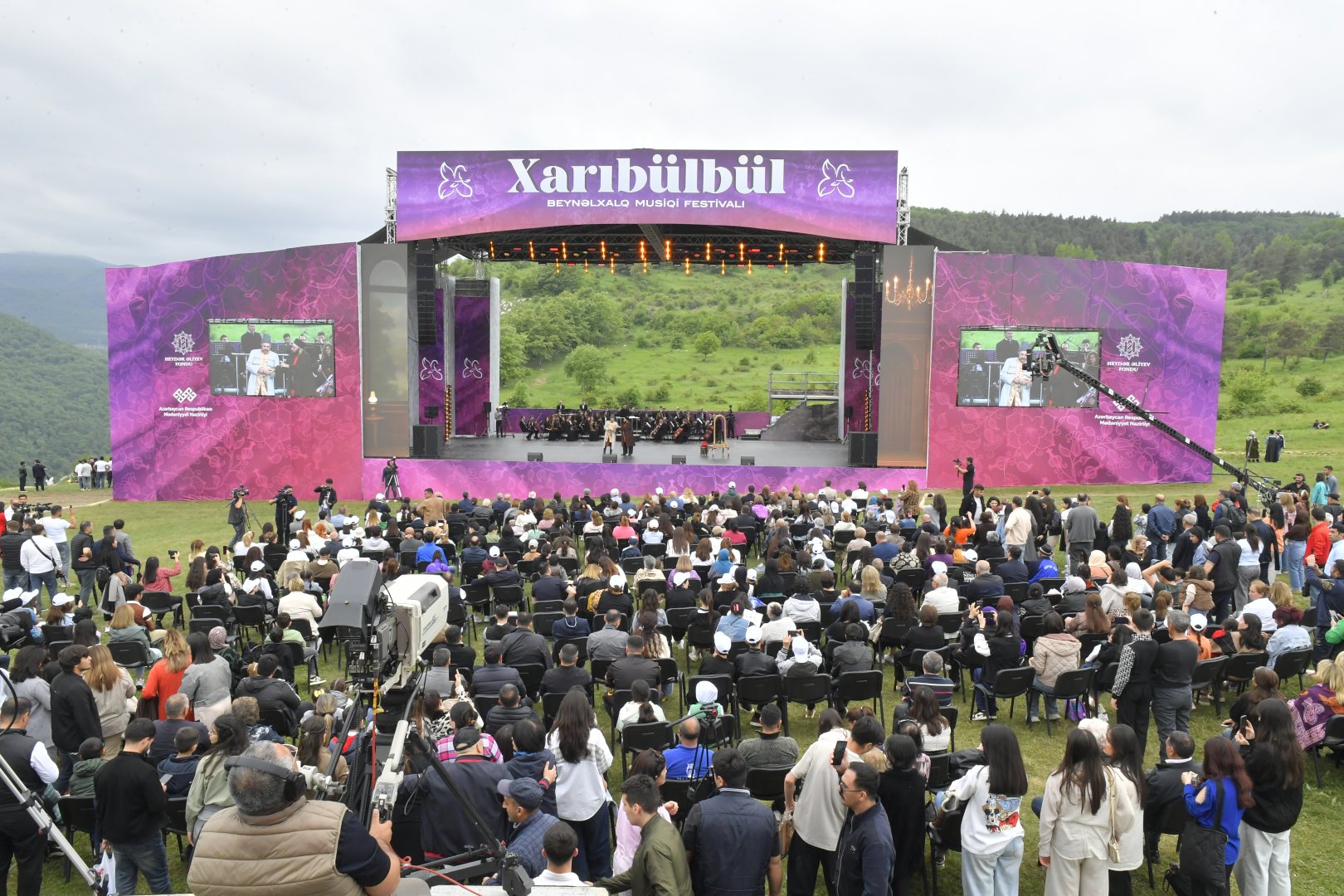 Şuşada “Xarıbülbül” musiqi festivalının açılışı olub (FOTO)