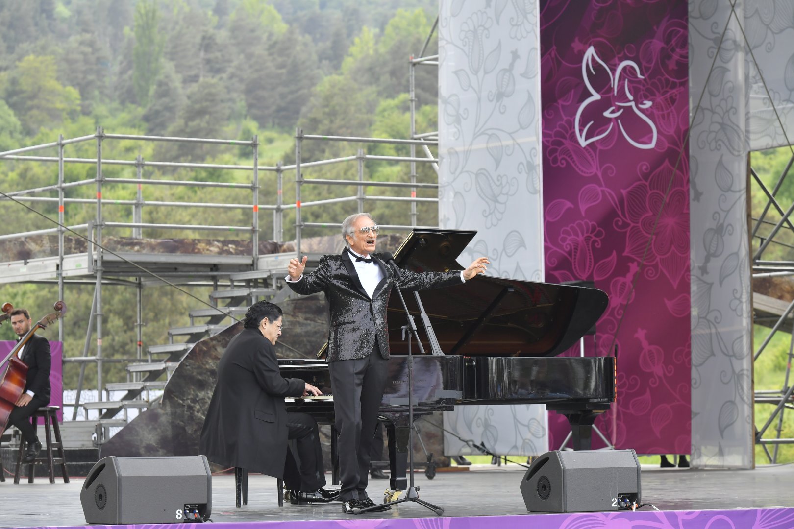 Şuşada “Xarıbülbül” musiqi festivalının açılışı olub (FOTO)