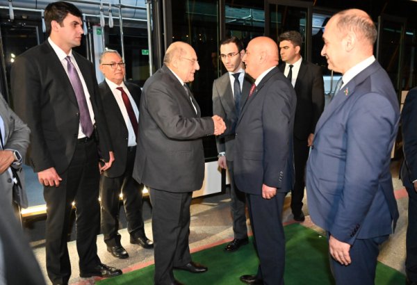 Misir Senatının sədri Azərbaycana rəsmi səfərə gəlib (FOTO)