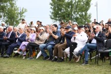 “Xarıbülbül” Beynəlxalq Musiqi Festivalında Polad Bülbüloğlunun konserti olub (FOTO)