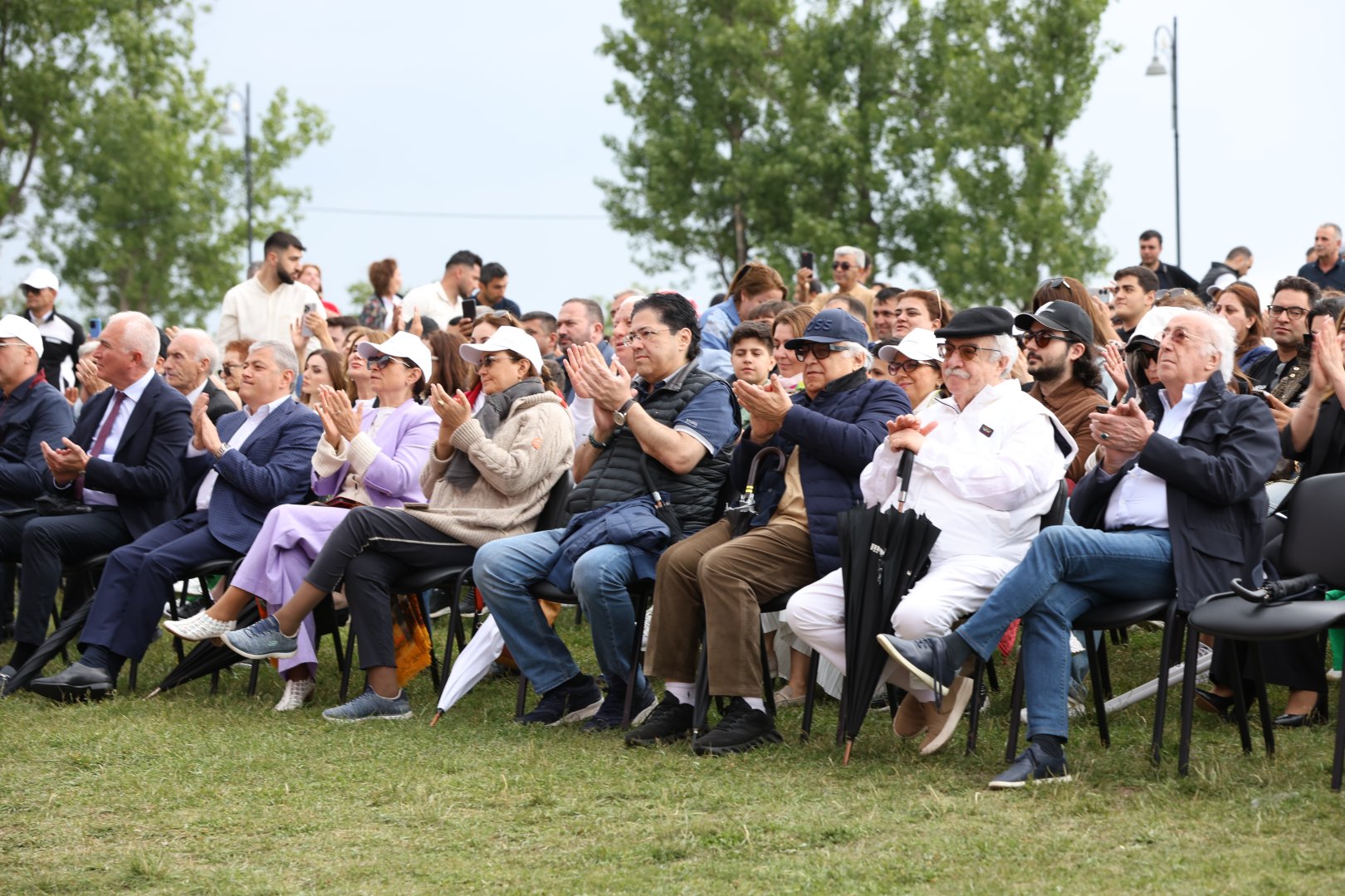 “Xarıbülbül” Beynəlxalq Musiqi Festivalında Polad Bülbüloğlunun konserti olub (FOTO)