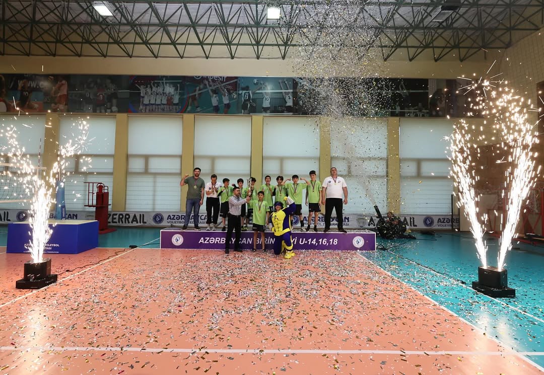 14 yaşadək voleybolçular arasında Azərbaycan çempionatı başa çatıb (FOTO)