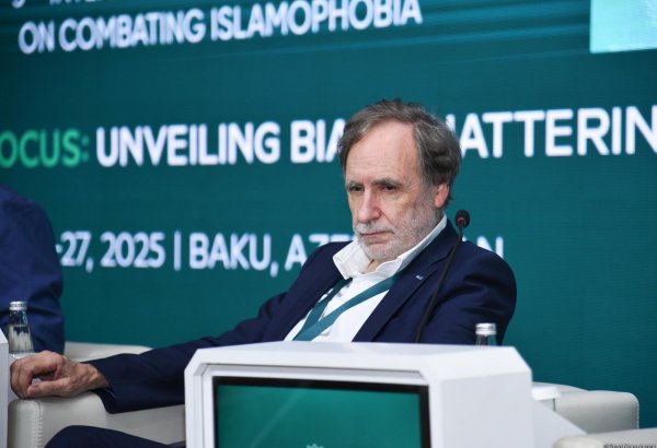 İslamofobiya Fransanın daxili siyasətində özünü aydın şəkildə büruzə verir -Jan-Mişel Brün