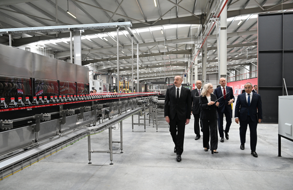 Prezident İlham Əliyev  “Azerbaijan Coca-Cola Bottlers” MMC-nin İsmayıllıda yeni istehsal müəssisəsinin açılışında iştirak edib (FOTO) (YENİLƏNİB)