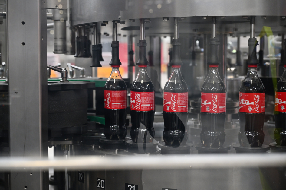 Prezident İlham Əliyev  “Azerbaijan Coca-Cola Bottlers” MMC-nin İsmayıllıda yeni istehsal müəssisəsinin açılışında iştirak edib (FOTO) (YENİLƏNİB)