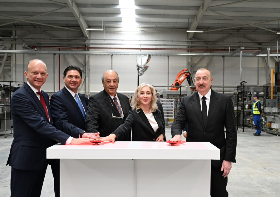 Prezident İlham Əliyev  “Azerbaijan Coca-Cola Bottlers” MMC-nin İsmayıllıda yeni istehsal müəssisəsinin açılışında iştirak edib (FOTO) (YENİLƏNİB)