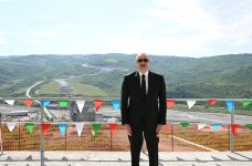 Prezident İlham Əliyev Bakı-Qəbələ avtomobil yolunun Muğanlı-İsmayıllı-Qəbələ hissəsində görülən işlərlə tanış olub (FOTO/VİDEO) (YENİLƏNİB)