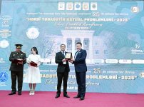 Hərbi Tibb Fakültəsinin yaranmasının 25 illik yubileyinə həsr olunmuş elmi-praktik konfrans keçirilir (FOTO)