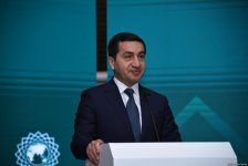 Bakıda “İslamofobiya diqqət mərkəzində: Qərəzin ifşası, stiqmaların dağıdılması” mövzusunda beynəlxalq konfransın birinci günü başa çatıb (FOTO) (YENİLƏNİB)