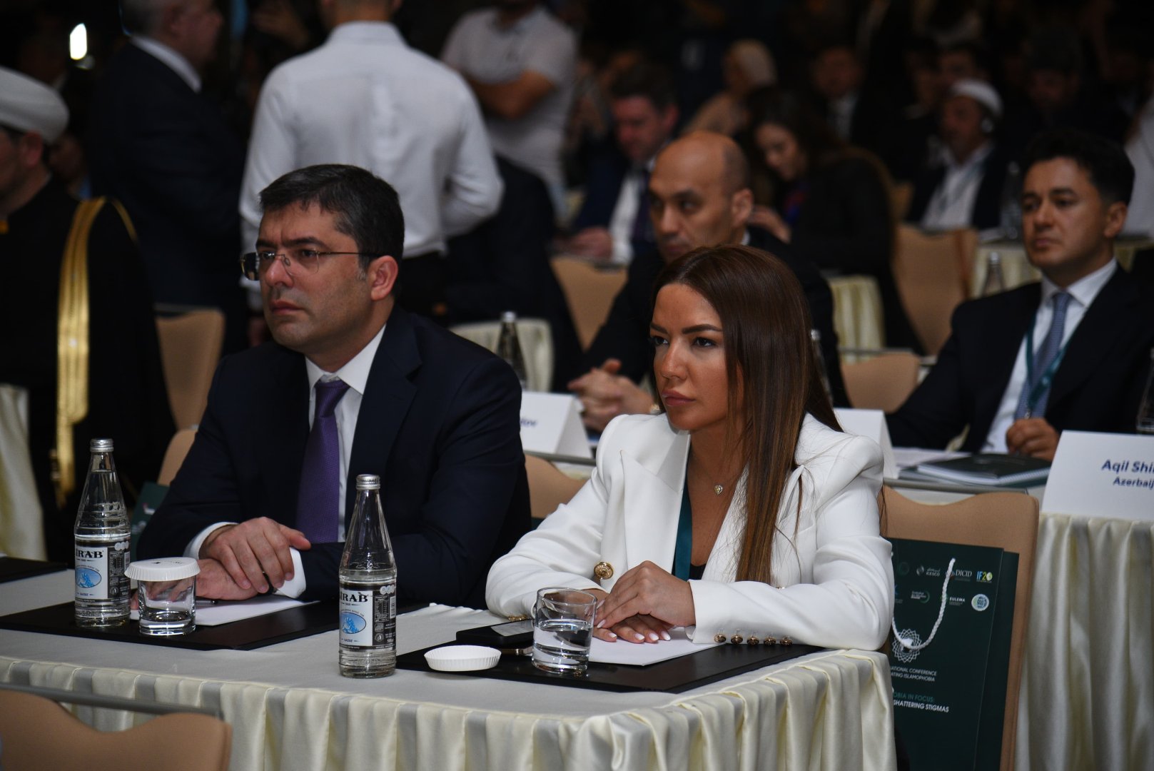 Bakıda “İslamofobiya diqqət mərkəzində: Qərəzin ifşası, stiqmaların dağıdılması” mövzusunda beynəlxalq konfransın birinci günü başa çatıb (FOTO) (YENİLƏNİB)