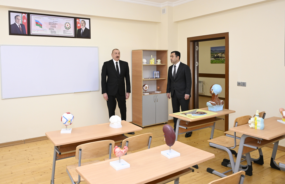 Prezident İlham Əliyev İsmayıllı şəhərində “Talıstan” liseyinin binasının açılışında iştirak edib (FOTO) (YENİLƏNİB)