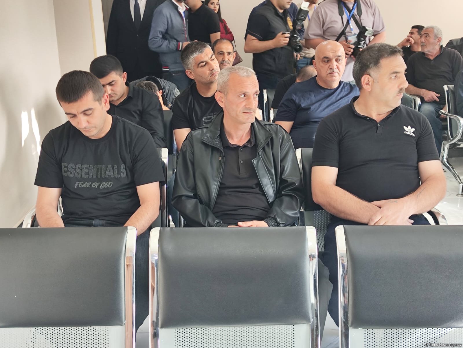 11 saylı cəzaçəkmə müəssisəsindən 7 nəfər azadlığa buraxıldı (FOTO)