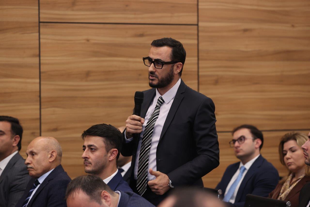 Yaşıl nəqliyyat biznesi ilə bağlı ictimai müzakirə təşkil olunub (FOTO)