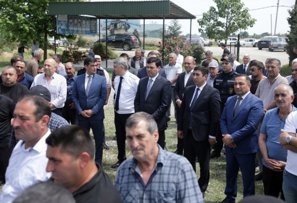 Xaçmazda şəhid atasının dəfn mərasimi keçirilib (FOTO)
