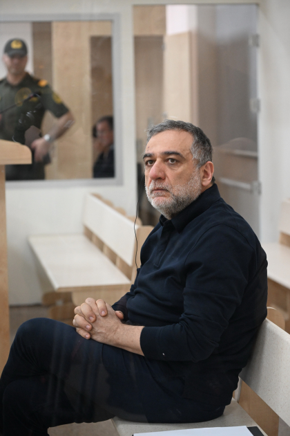 Ruben Vardanyanın məhkəməsində onlarla zərərçəkmiş şəxs ifadə verib (FOTO)