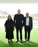 Prezident İlham Əliyev Laçının Bəylik kəndinə köçən sakinlərlə görüşüb, onlara evlərin açarlarını təqdim edib (FOTO/VİDEO) (YENİLƏNİB)