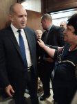 Bolqarıstan Prezidentinə Azərbaycan haqqında kitab hədiyyə edilib (FOTO)