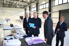 Prezident İlham Əliyev “LATIFA” Laçın tikiş fabrikinin açılışında iştirak edib (FOTO/VİDEO) (YENİLƏNİB)