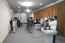Azərbaycan və Özbəkistan media qurumları informasiya və kommunikasiya sahəsində əməkdaşlığı müzakirə ediblər (FOTO)