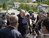 Prezident İlham Əliyev Laçın şəhərində sakinlərlə görüşüb (FOTO/VİDEO) (YENİLƏNİB)