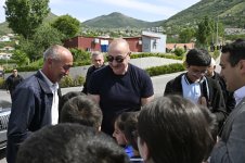 Prezident İlham Əliyev Laçın şəhərində sakinlərlə görüşüb (FOTO/VİDEO) (YENİLƏNİB)