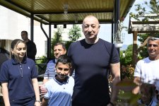 Prezident İlham Əliyev Laçın şəhərində sakinlərlə görüşüb (FOTO/VİDEO) (YENİLƏNİB)