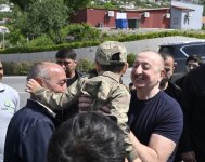 Prezident İlham Əliyev Laçın şəhərində sakinlərlə görüşüb (FOTO/VİDEO) (YENİLƏNİB)