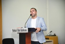 Bahəddin Həzinin "Göyün cazibə qüvvəsi" kitabının təqdimat mərasimi və imza günü keçirilib (FOTO)