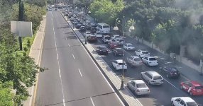 Sürücülərin NƏZƏRİNƏ: Paytaxtın bir sıra yollarında tıxac var - SİYAHI (FOTO)