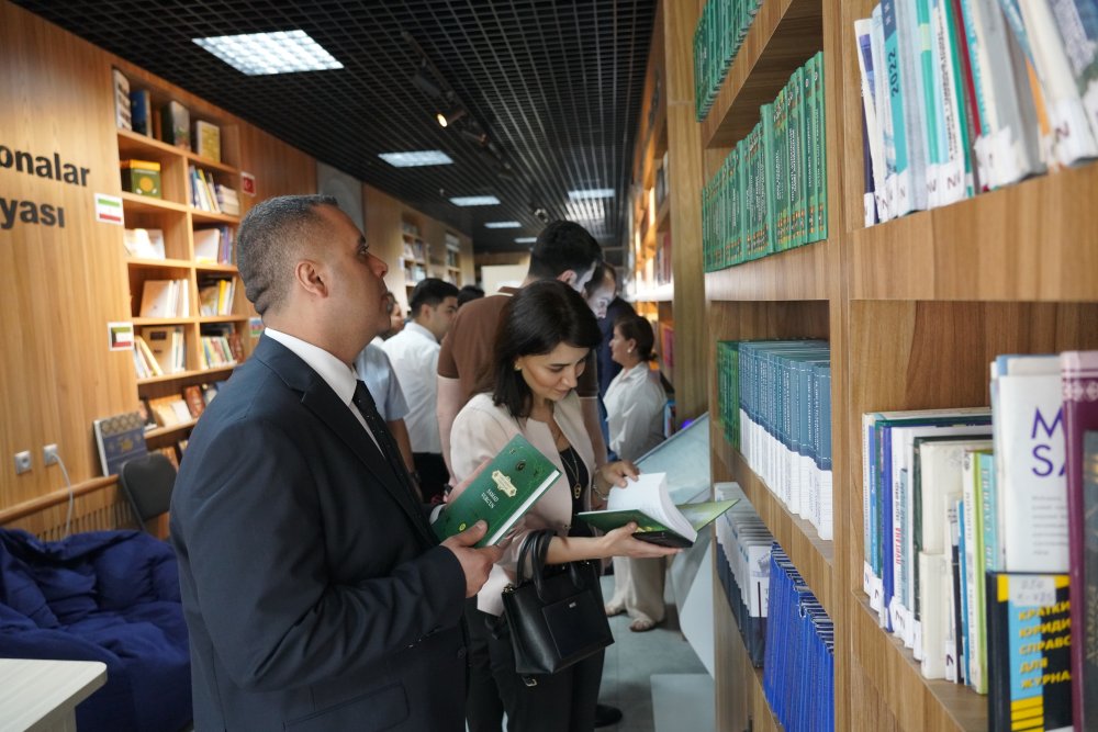 Azərbaycanlı media nümayəndələri üçün Özbəkistanın Jurnalistika və Kütləvi Kommunikasiya Universitetində seminar təşkil olunub (FOTO)