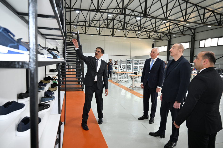 Prezident İlham Əliyev “PIRSHAGHI” ayaqqabı fabrikinin Laçın filialının açılışında iştirak edib (FOTO/VİDEO)